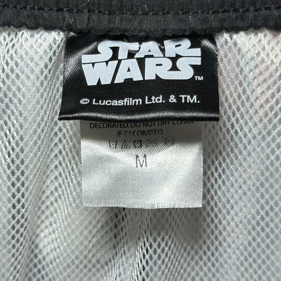 🌻Star Wars Men’s Board Shorts Swim Trunks size Medium - Picture 3 of 7